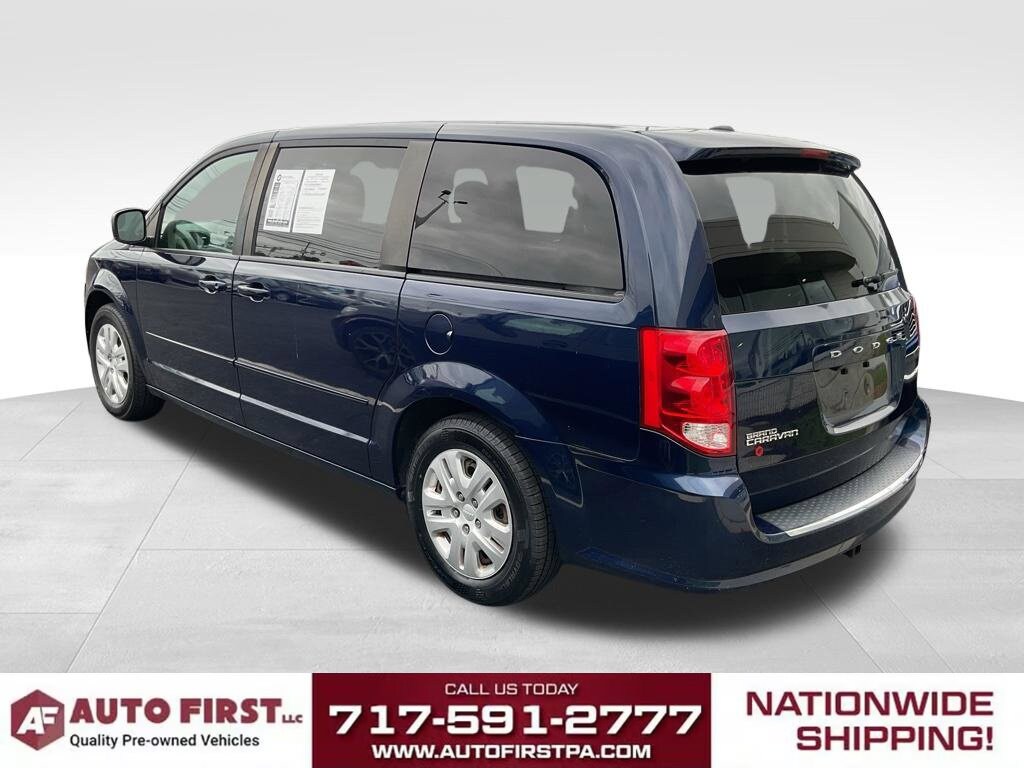 Used 2017 Dodge Grand Caravan SE Minivan/Van