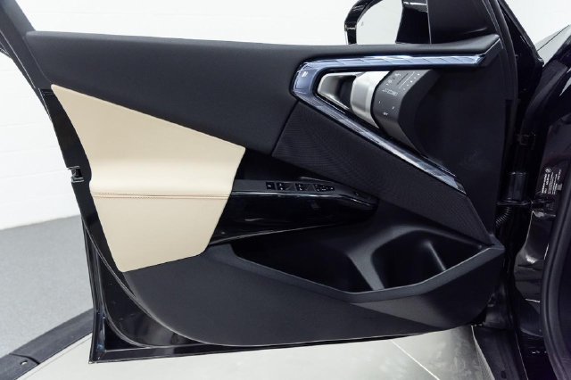 2026 BMW X3 30 - Photo 11