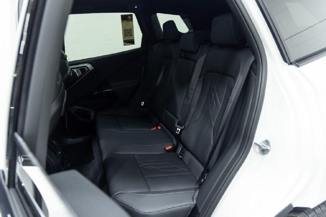 2026 BMW X3 30 - Photo 25