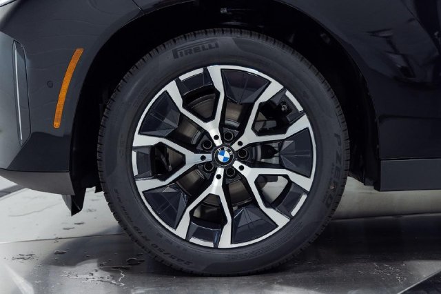2026 BMW X3 30 - Photo 24