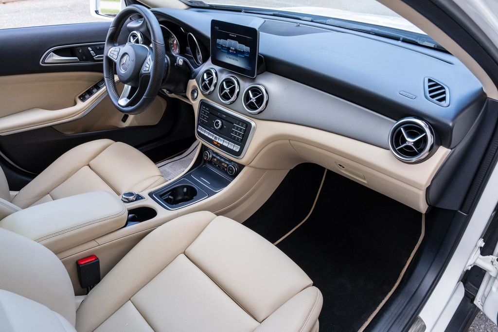 2019 Mercedes-Benz GLA-Class GLA250 - Photo 31