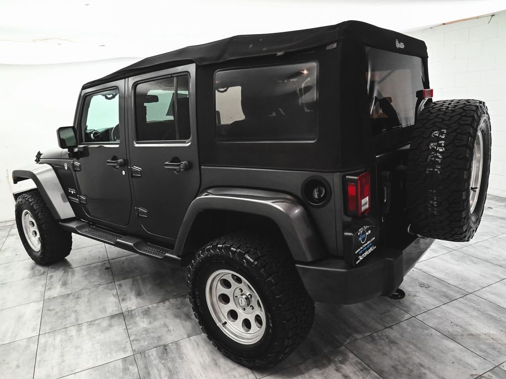 Used 2017 Jeep Wrangler JK Unlimited Sahara 4x4 SUV