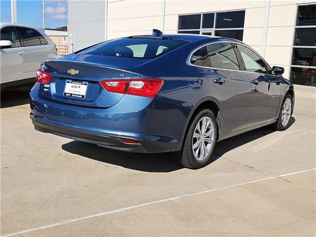 Used 2025 Chevrolet Malibu 1LT Sedan