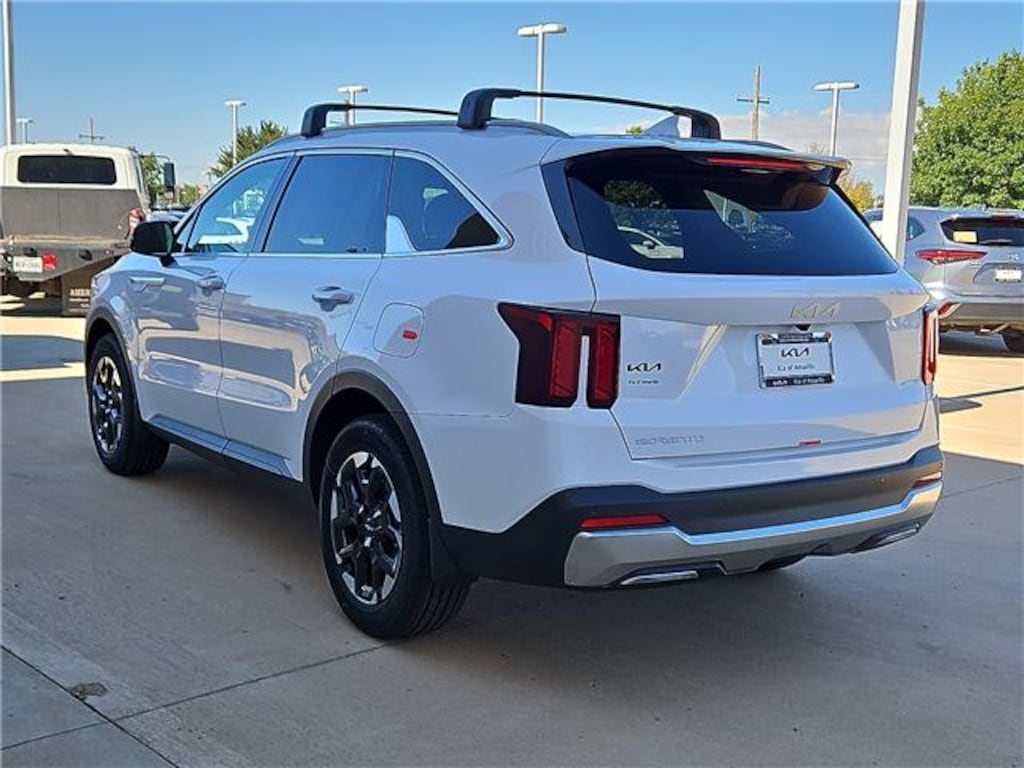 New 2026 KIA Sorento S Front-Wheel Drive