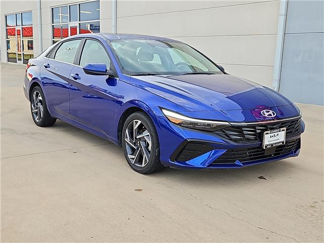 Used 2025 Hyundai Elantra SEL Convenience (IVT) Sedan