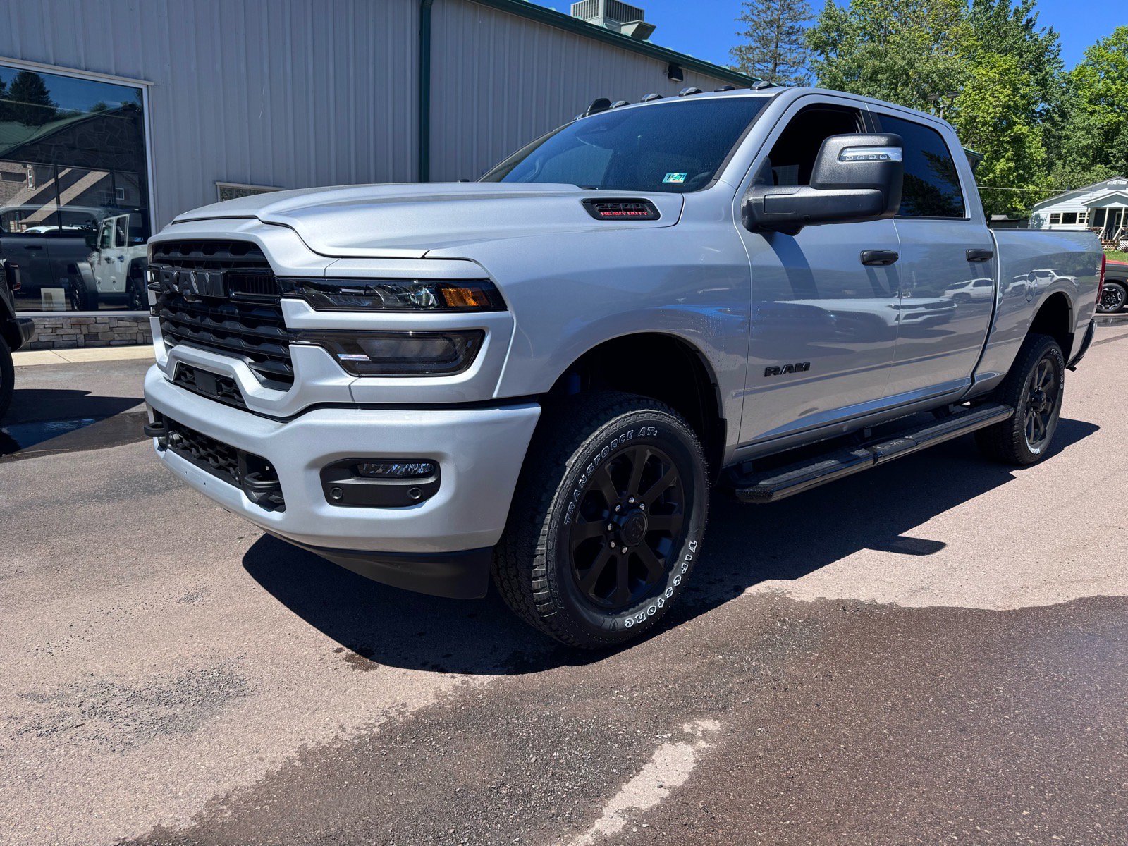 2026 Ram 2500 BIG HORN CREW CAB 4X4 6'4 BOX Pickup