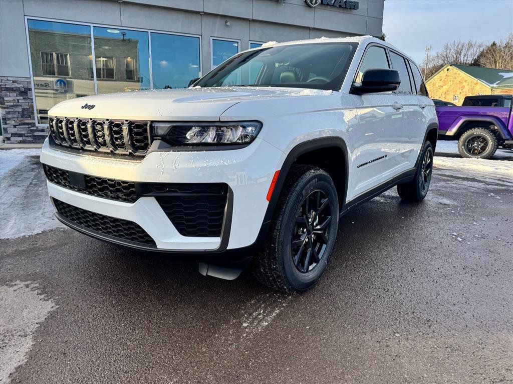 2026 Jeep Grand Cherokee LAREDO ALTITUDE 4X4 Sport Utility