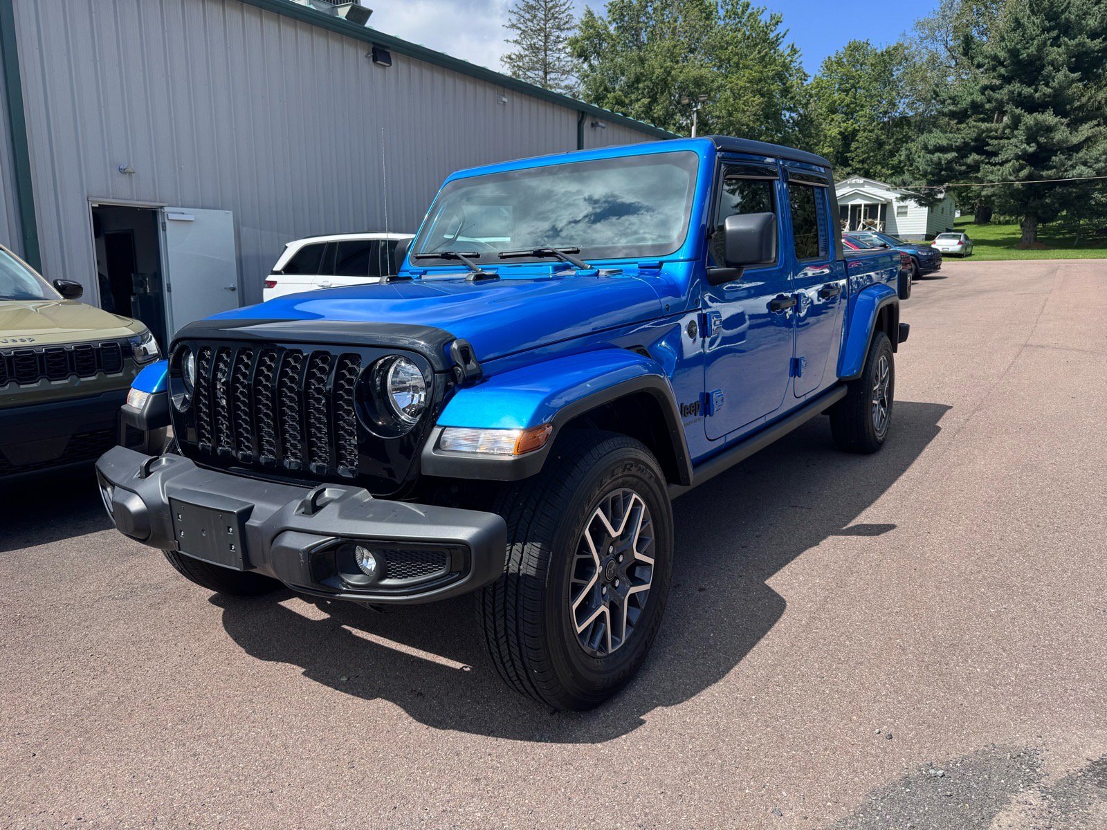 2023 Jeep Gladiator