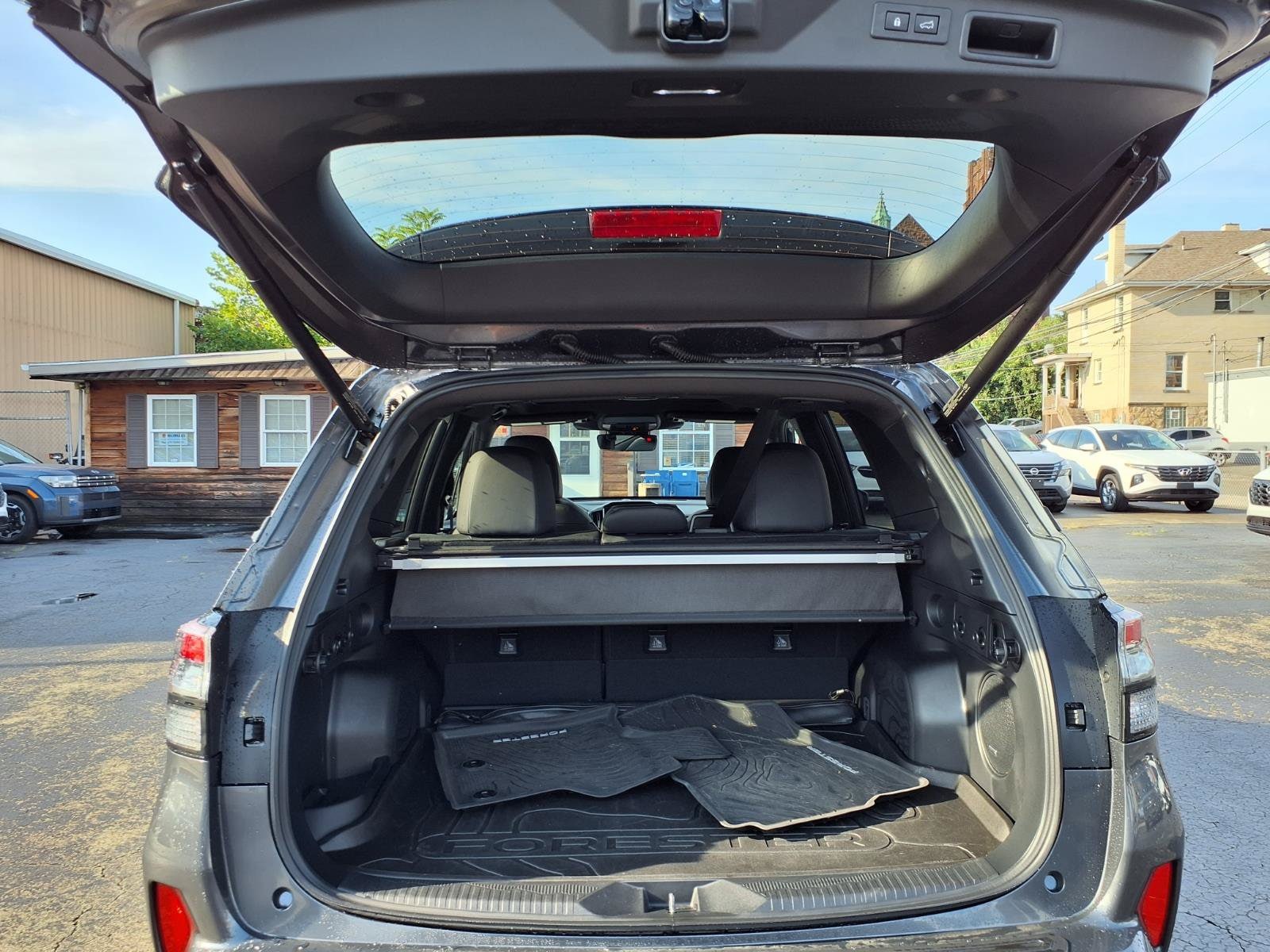 2025 Subaru Forester Limited - Photo 13