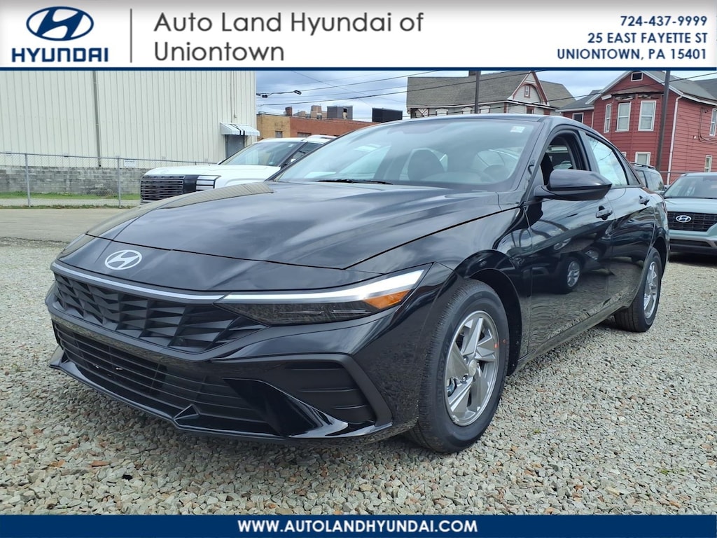 New 2026 Hyundai Elantra SE Sedan