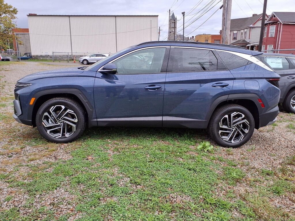 New 2026 Hyundai Tucson Limited AWD SUV