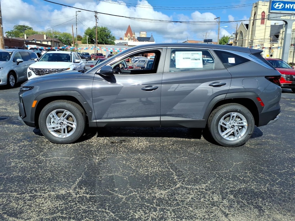 New 2026 Hyundai Tucson SE AWD SUV