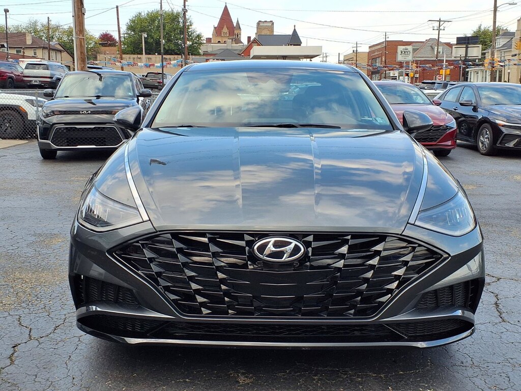 Used 2023 Hyundai Sonata SEL Sedan