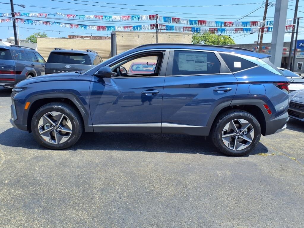 New 2025 Hyundai Tucson SEL AWD SUV