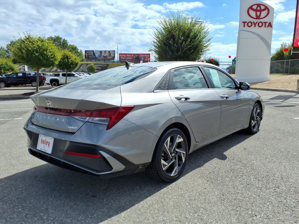 Used 2024 Hyundai Elantra Limited Sedan