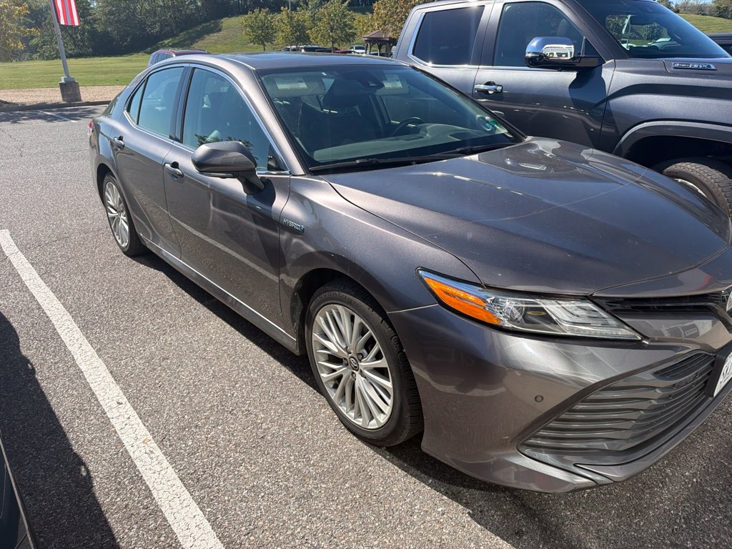  Toyota Camry Hybrid