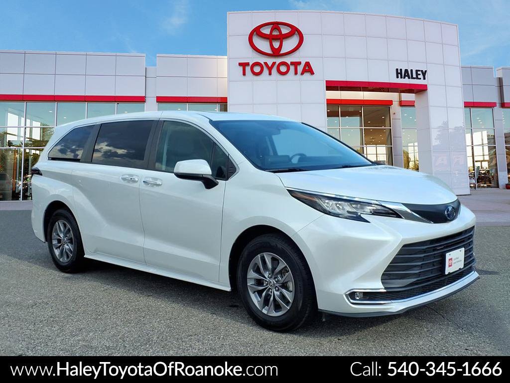2023 Toyota Sienna