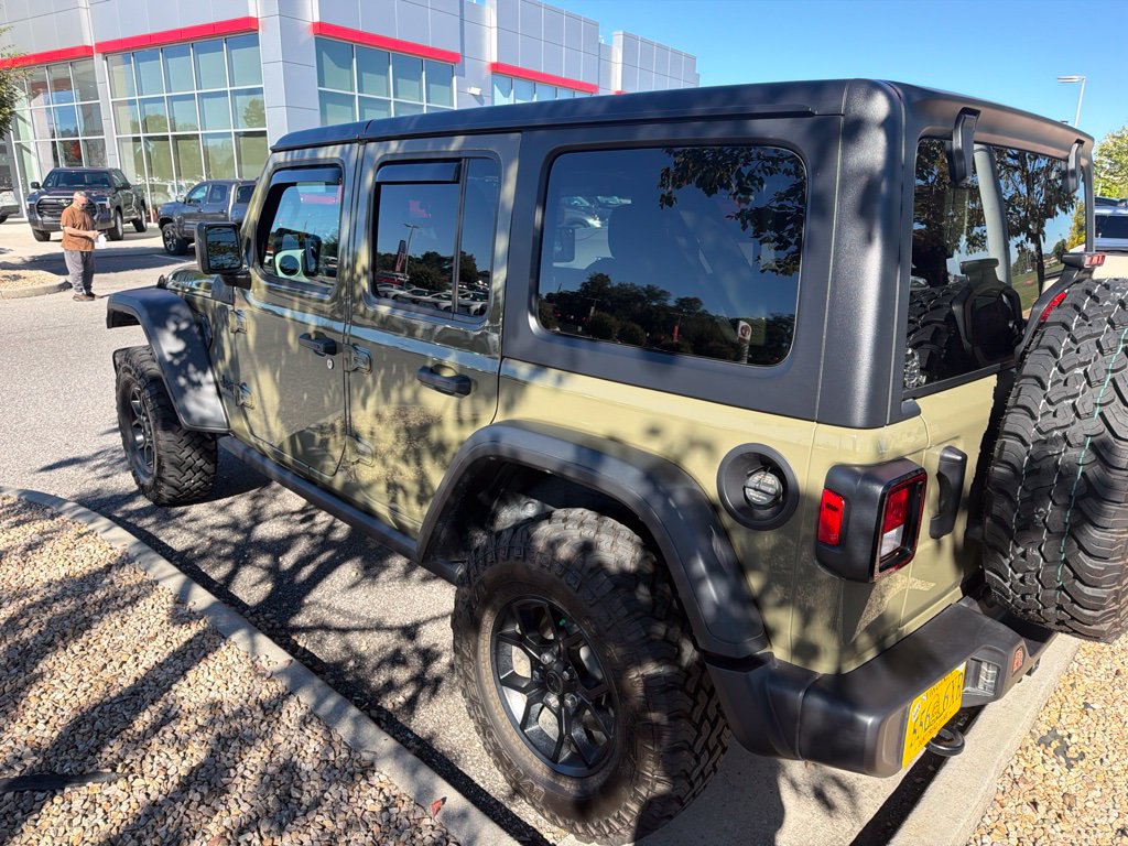 Used 2025 Jeep Wrangler Willys SUV