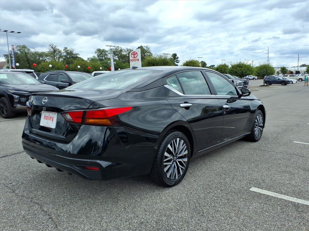 Used 2025 Nissan Altima 2.5 SV Sedan