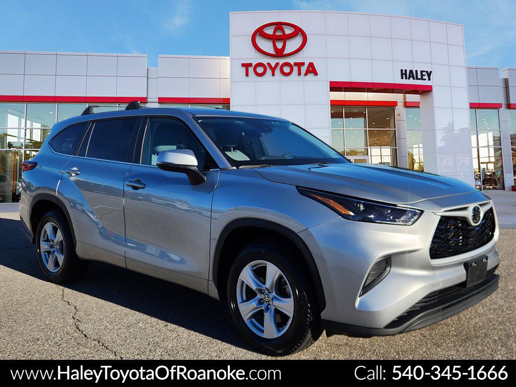 Used 2023 Toyota Highlander L SUV