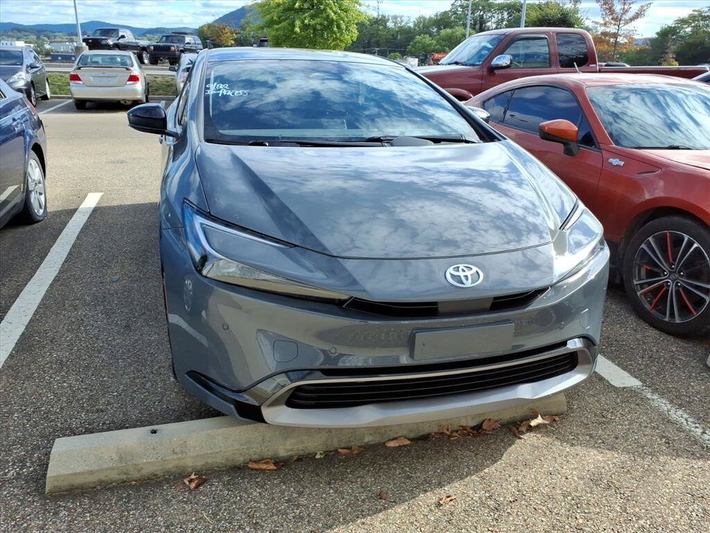 Certified 2023 Toyota Prius XLE Hatchback