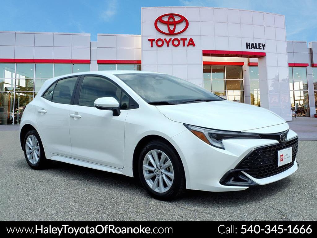 Certified 2025 Toyota Corolla Hatchback SE Hatchback