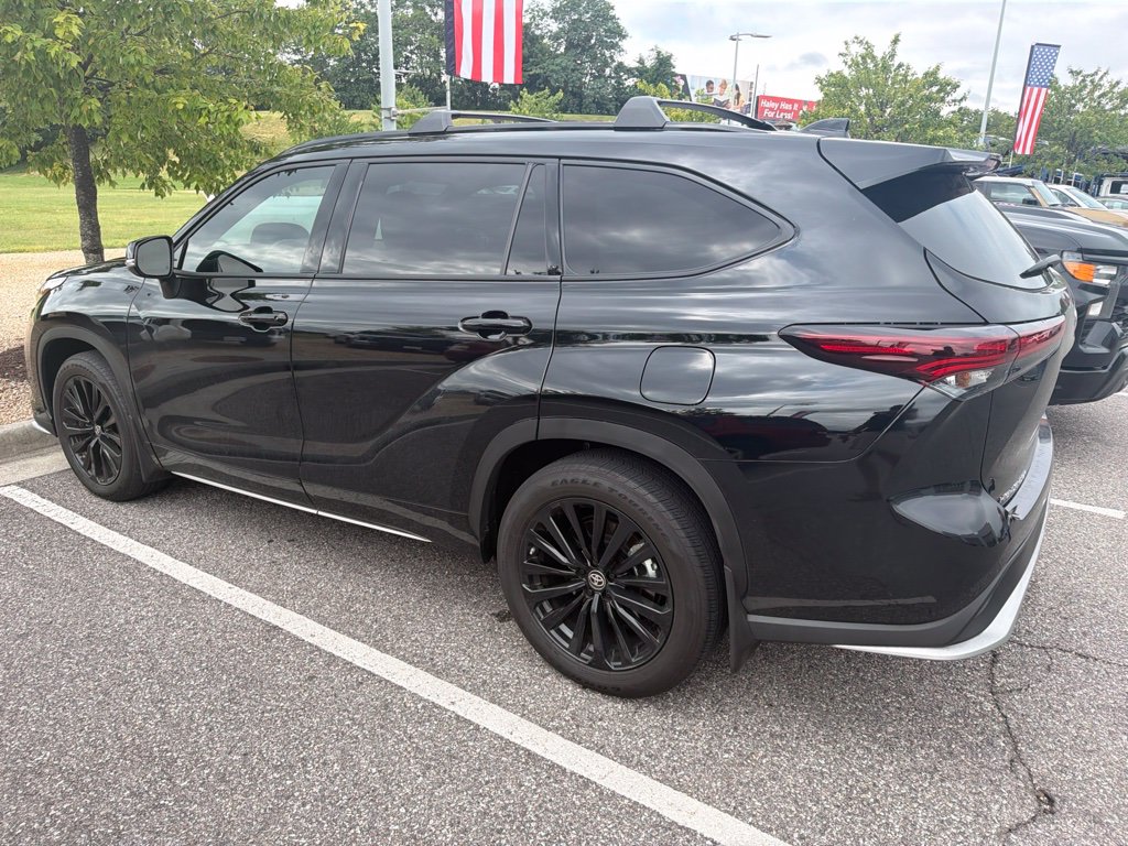 Used 2024 Toyota Highlander XSE SUV