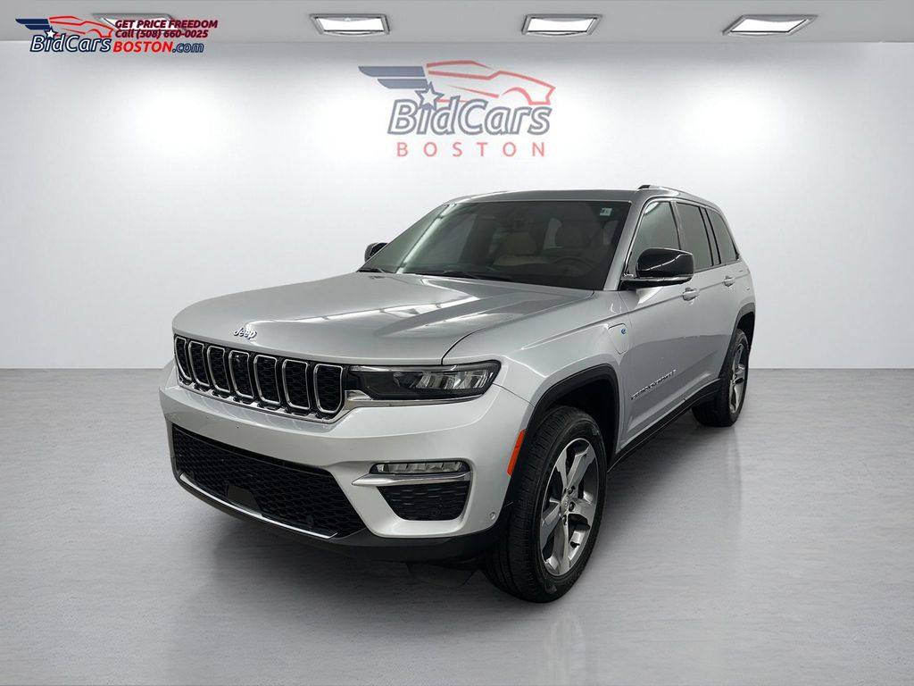 2022 Jeep Grand Cherokee