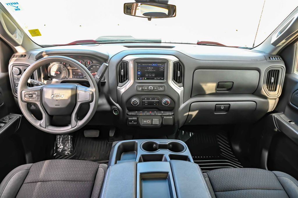 2024 Chevrolet Silverado 1500 Custom - Photo 19