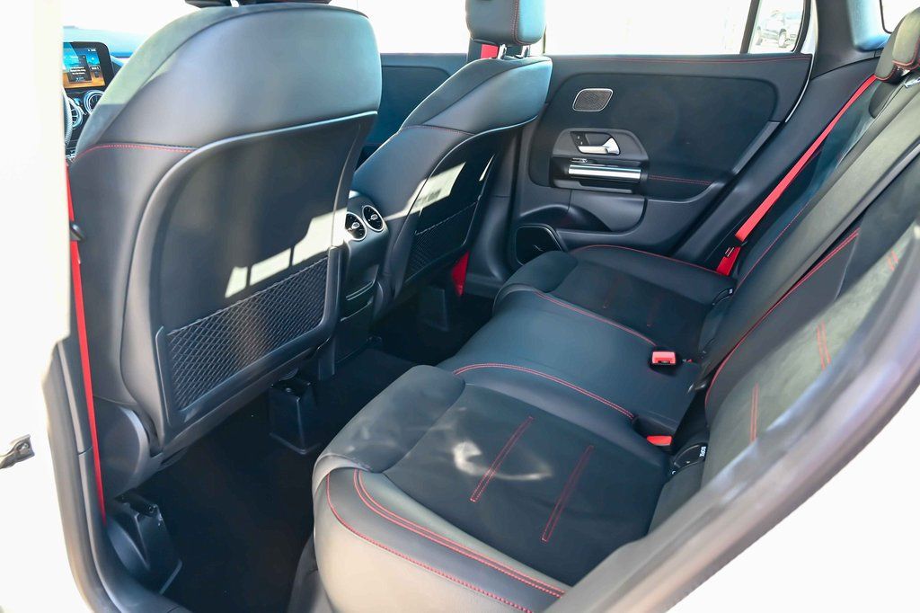 2025 Mercedes-Benz GLA GLA35 AMG - Photo 16
