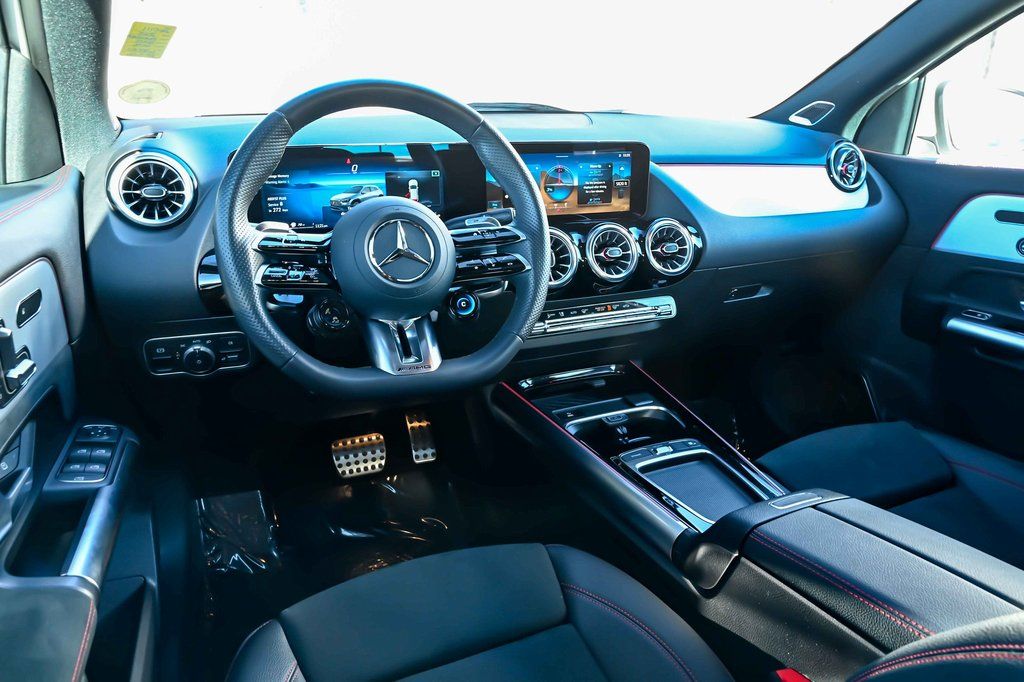2025 Mercedes-Benz GLA GLA35 AMG - Photo 20