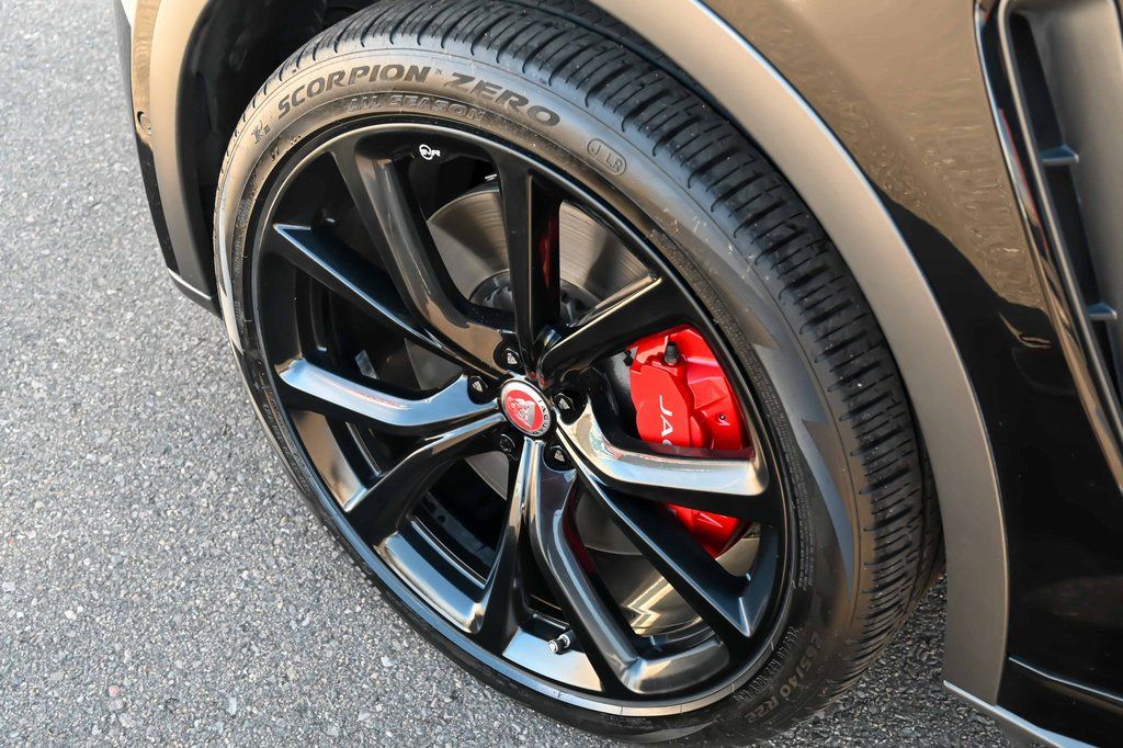 2020 Jaguar F-Pace SVR - Photo 35