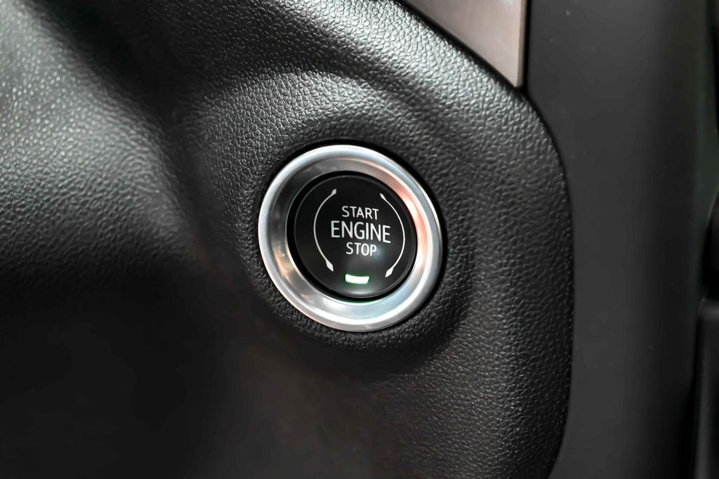 2024 Chevrolet Silverado 1500 Custom - Photo 25