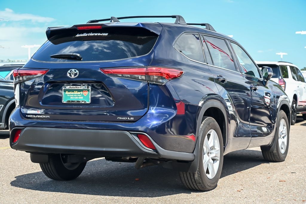 Used 2022 Toyota Highlander LE SUV