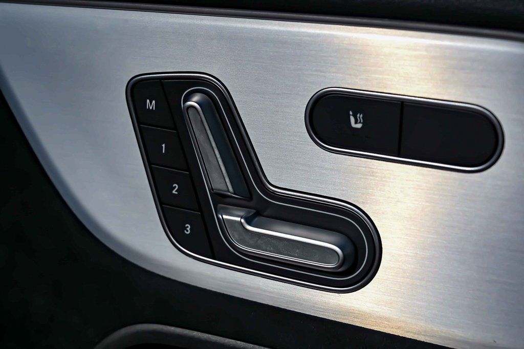 2025 Mercedes-Benz GLA GLA35 AMG - Photo 12