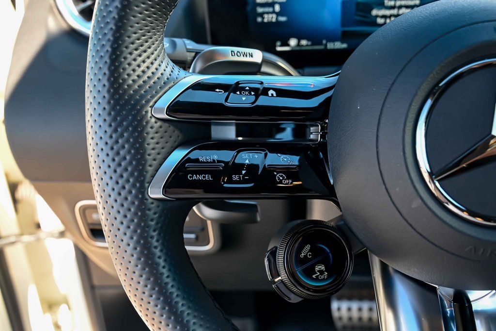 2025 Mercedes-Benz GLA GLA35 AMG - Photo 23