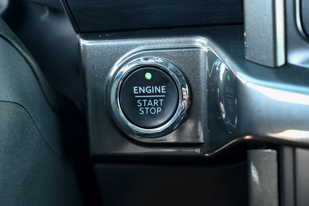 2023 Ford F-150 XLT - Photo 24