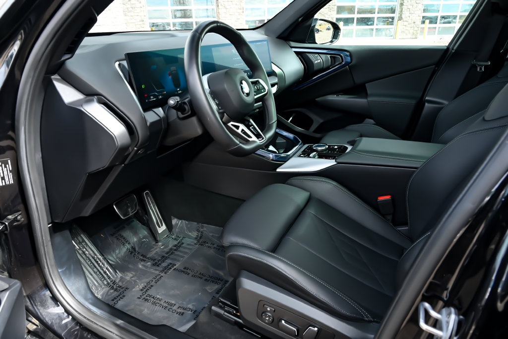 2025 BMW X3 30 - Photo 12