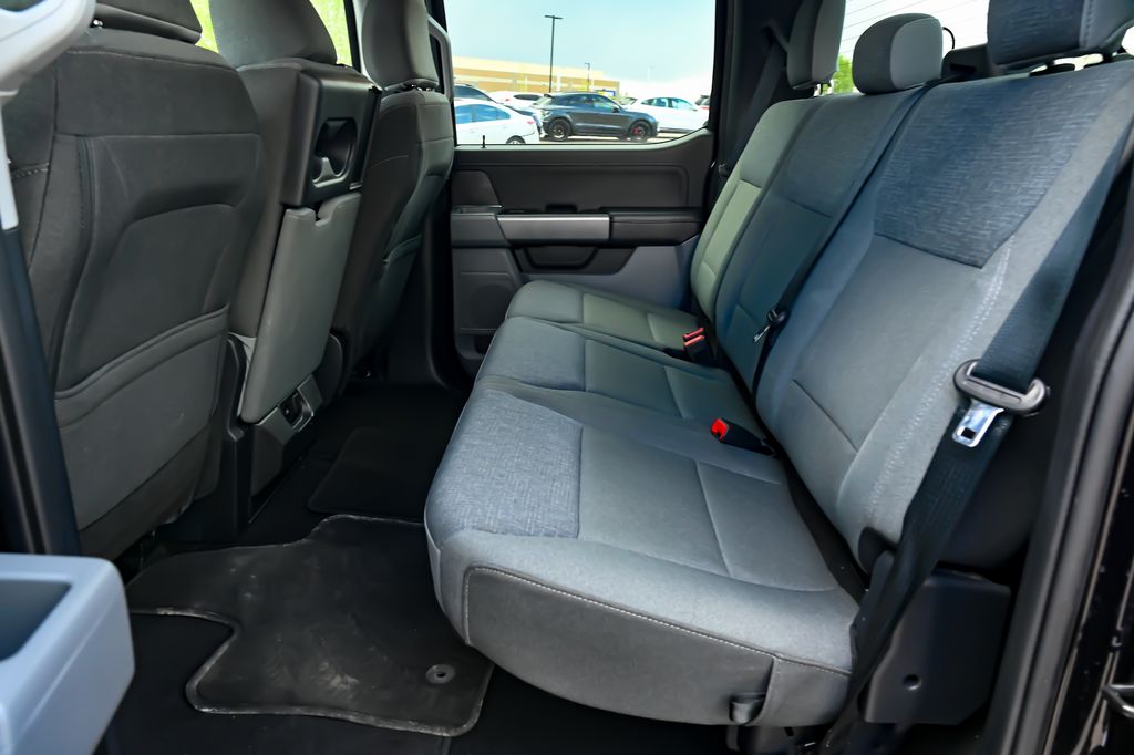 2025 Ford F-150 XLT - Photo 18