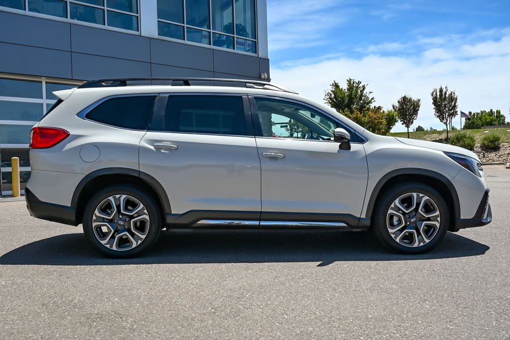 Used 2023 Subaru Ascent Limited 7-Passenger SUV