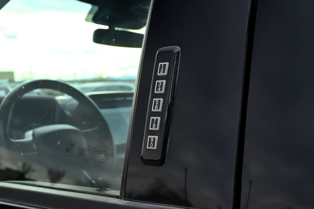 2023 Ford F-150 Tremor - Photo 12