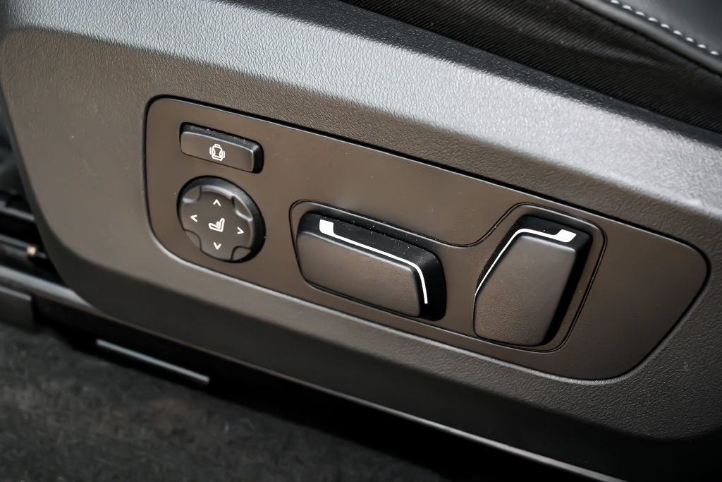 2025 BMW X3 30 - Photo 14