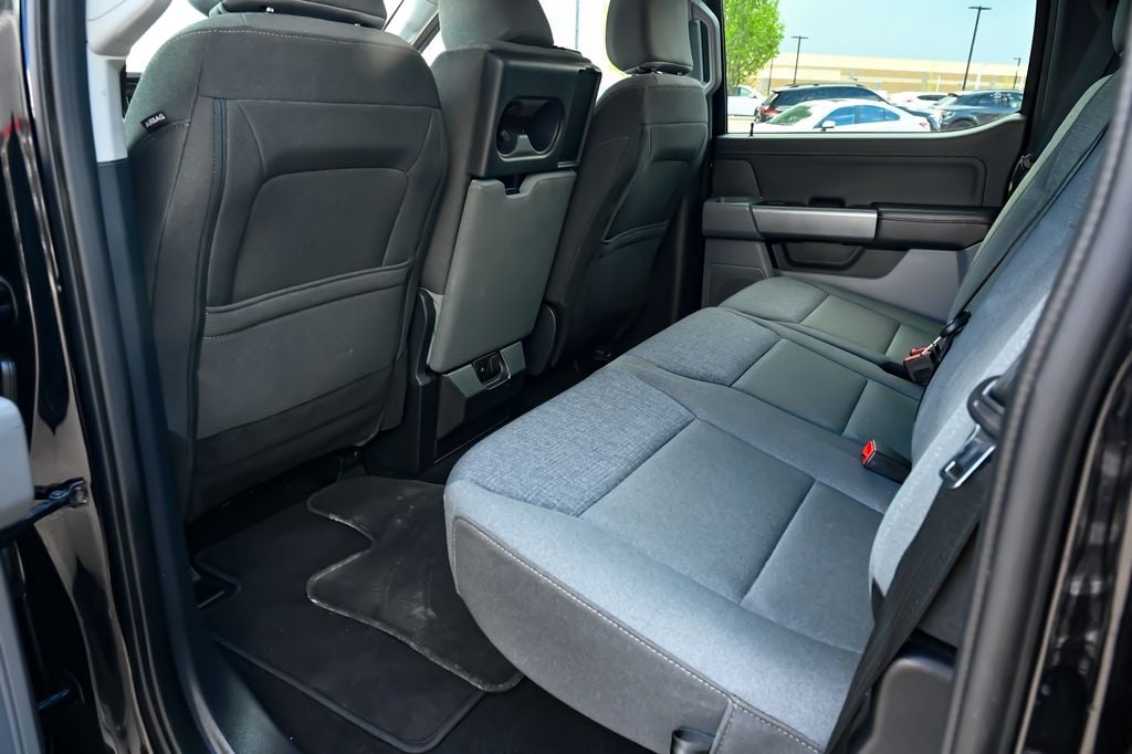 2025 Ford F-150 XLT - Photo 17