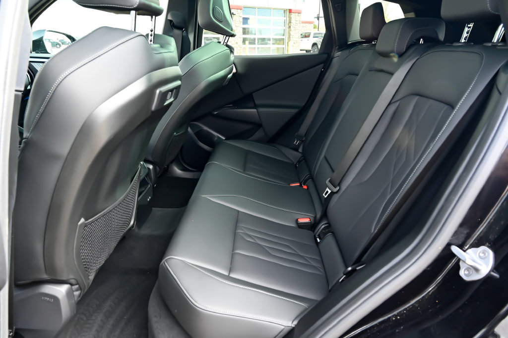 2025 BMW X3 30 - Photo 16