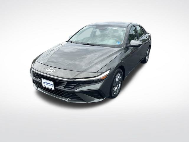 2024 Hyundai Elantra SEL Sedan