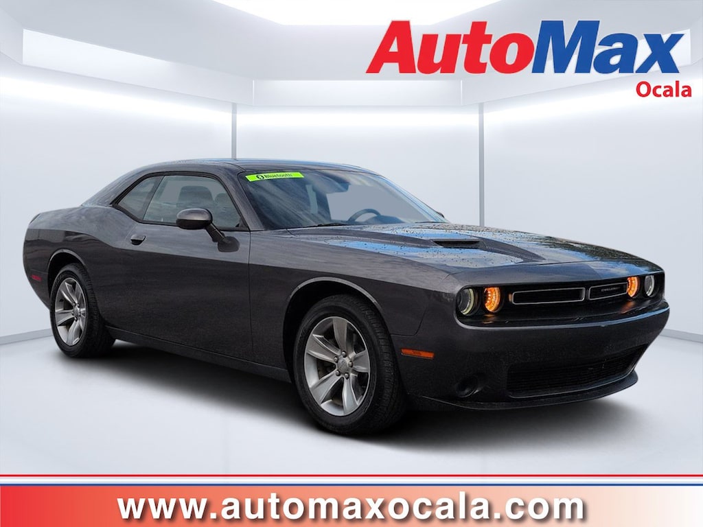 Used 2016 Dodge Challenger SXT Coupe