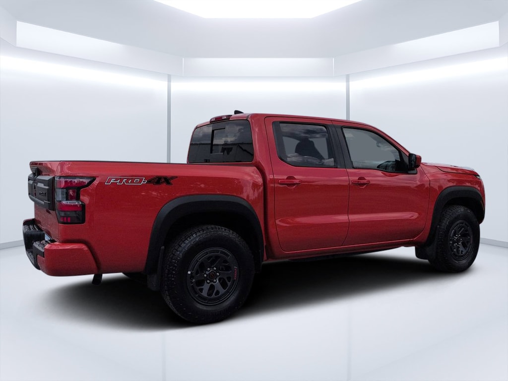 Used 2025 Nissan Frontier PRO-4X Truck Crew Cab