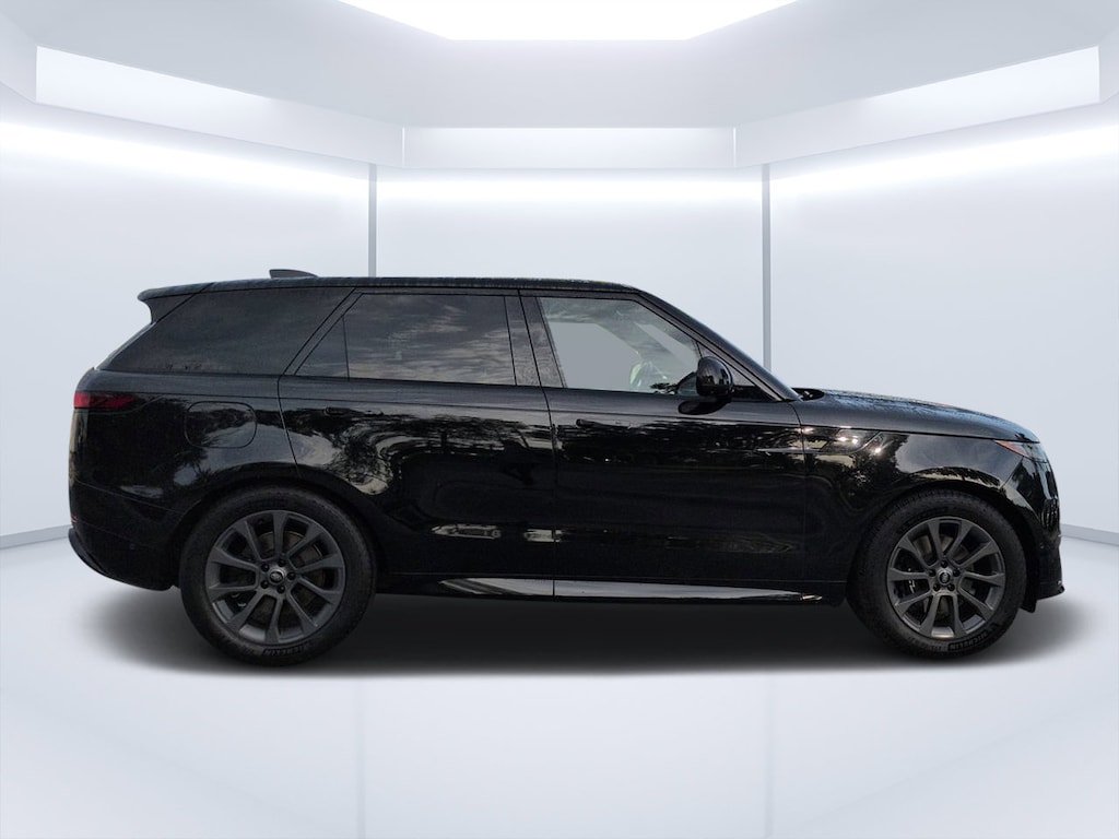 Used 2024 Land Rover Range Rover Sport Dynamic SE SUV