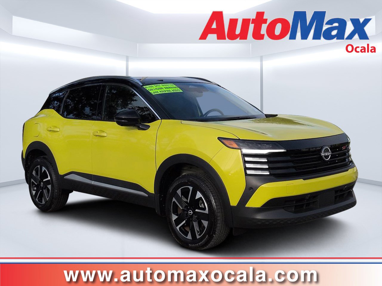 Used 2025 Nissan Kicks SR SUV