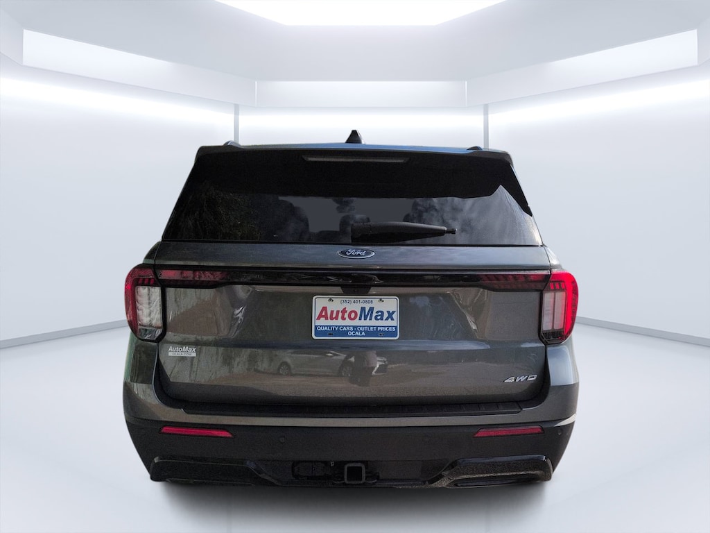 Used 2025 Ford Explorer ST-Line SUV